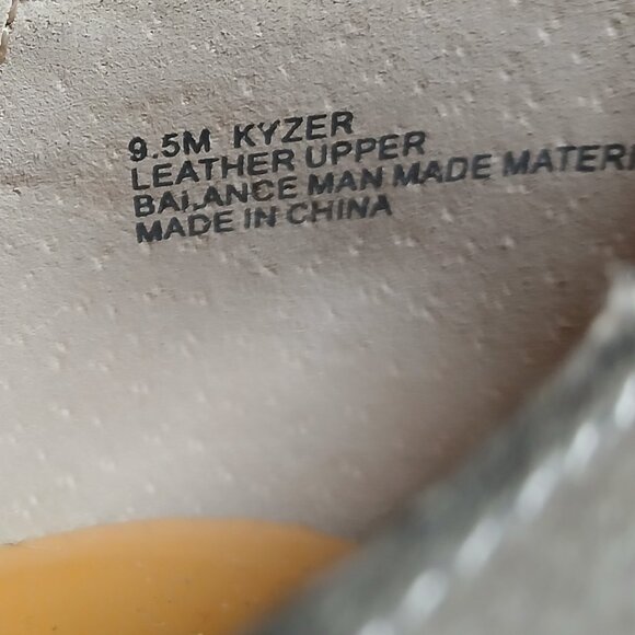 DOLCE VITA Gray Taupe Suede Lace up Oxford Loafers Like New - Picture 11 of 11